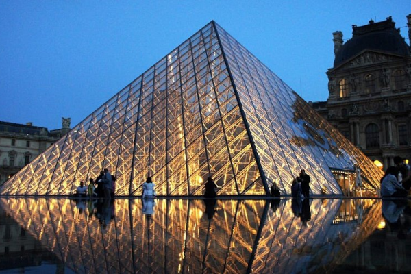 Museu do Louvre